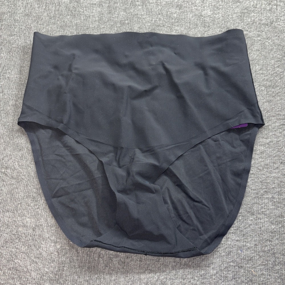 Yummie Black Shapewear Waist Shaping Brief Panty NEW Compression‎ Size Medium